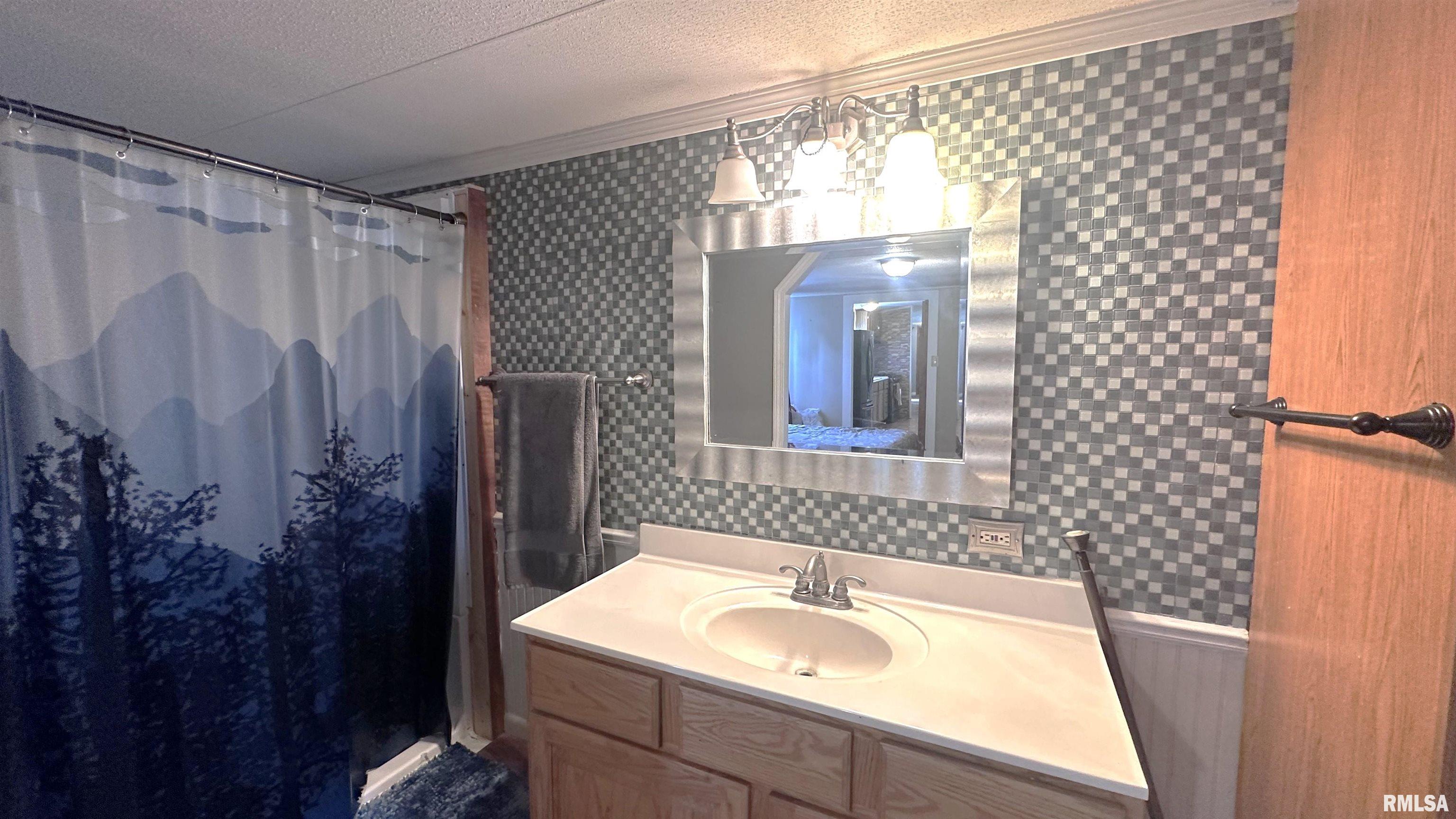 1032 Mohawk Trail Centralia, IL 62801 - Photo 12 of 25