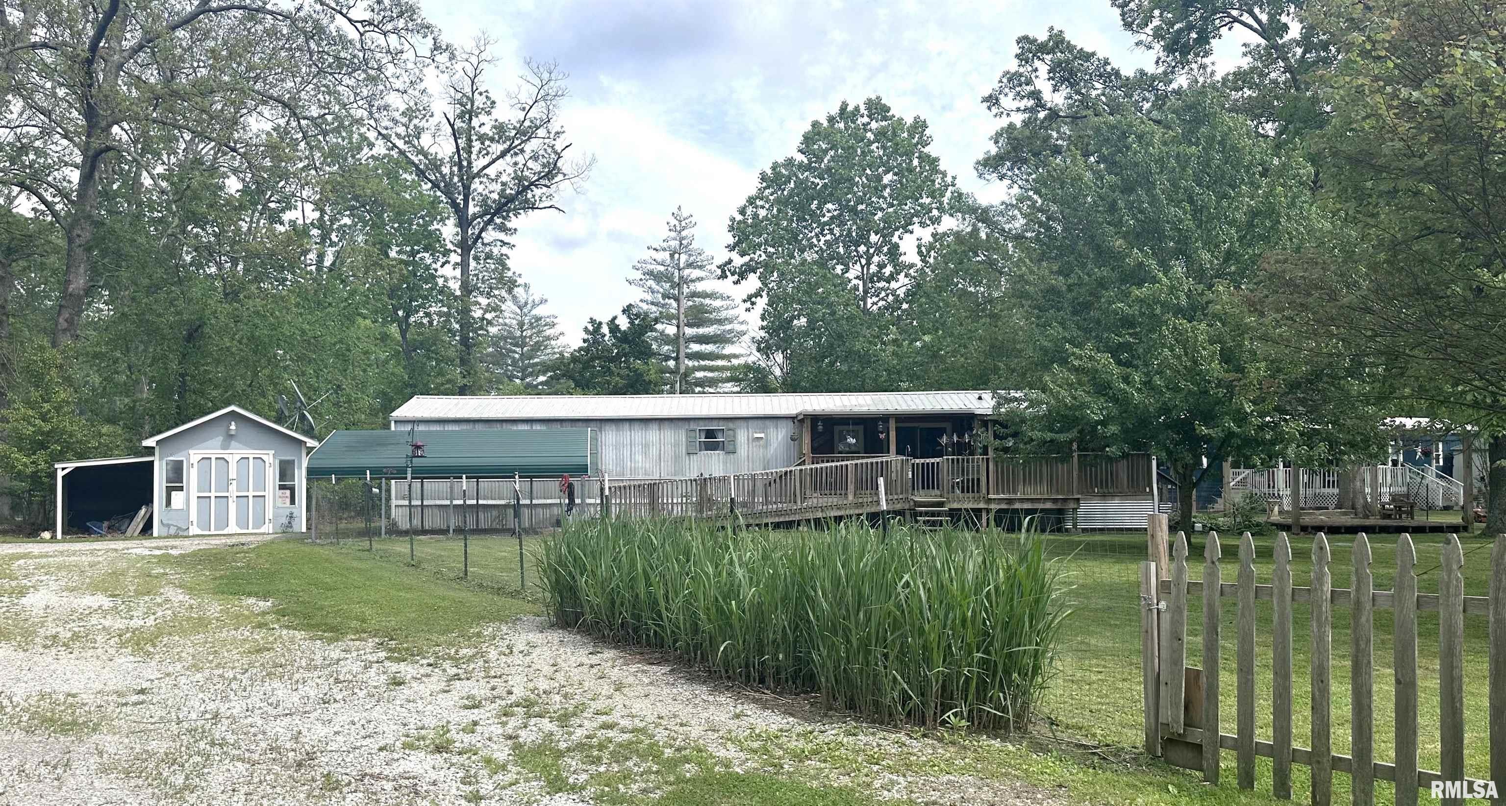 1032 Mohawk Trail Centralia, IL 62801 - Photo 24 of 25