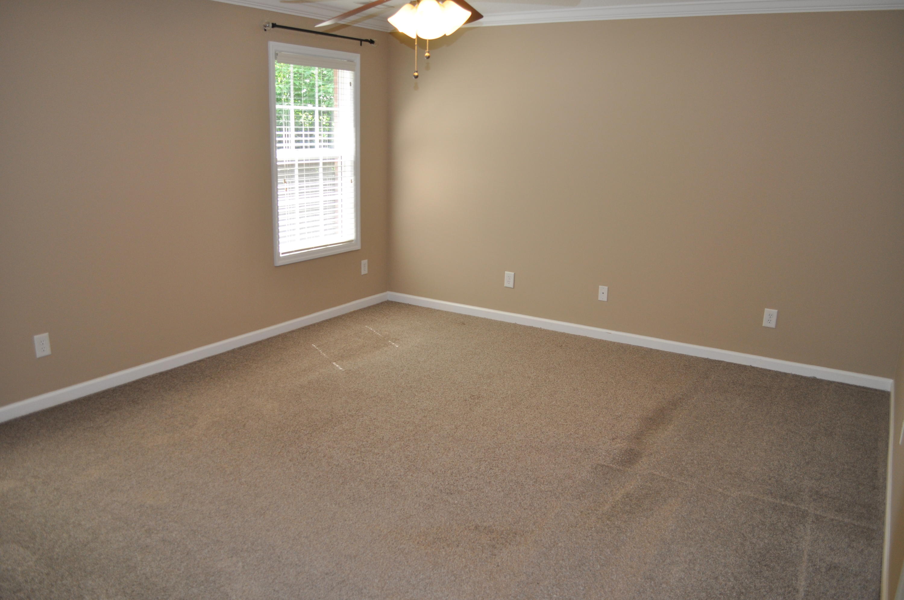 904 Crown Ridge Ln, Powell, TN 37849 - Photo 12 of 25 12 Master BR