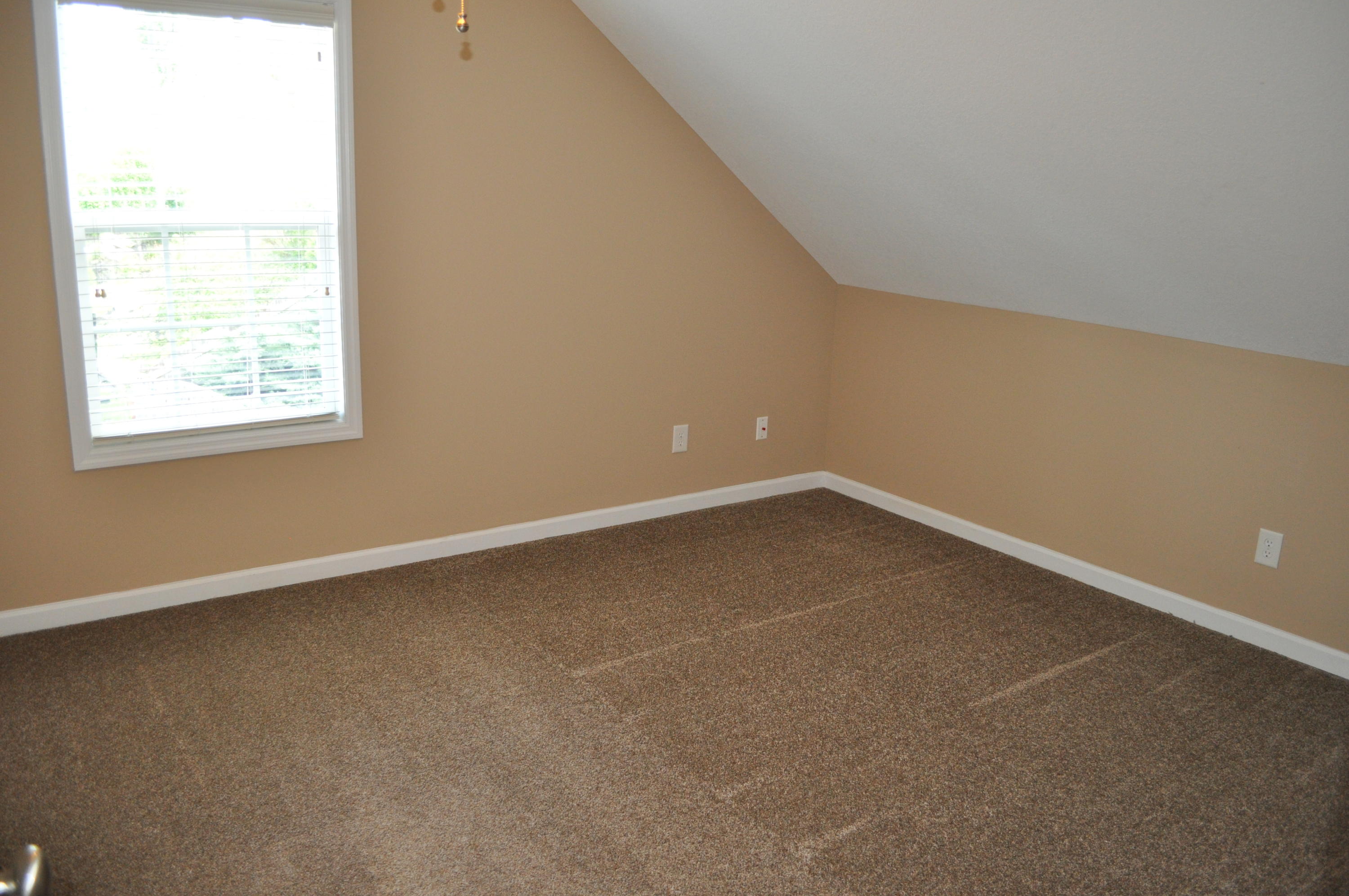 904 Crown Ridge Ln, Powell, TN 37849 - Photo 17 of 25 17 BR 4