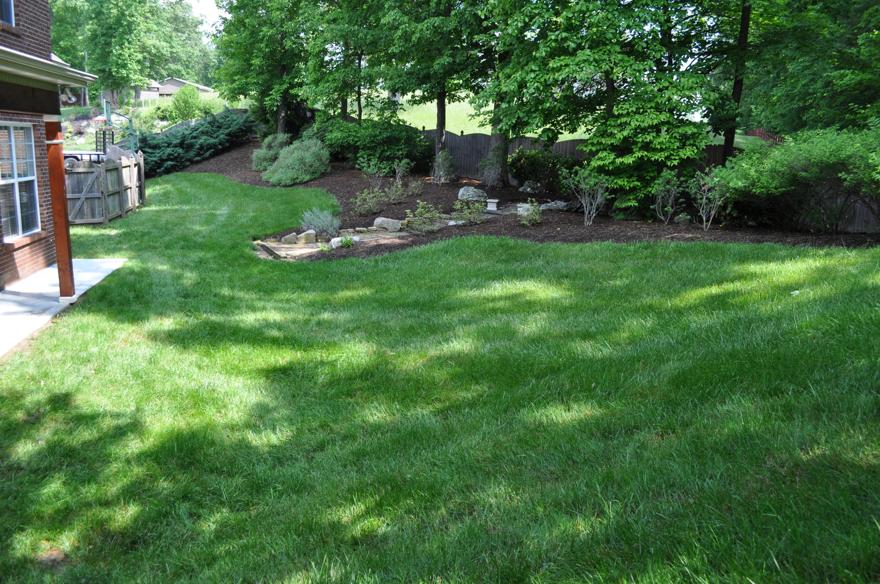 904 Crown Ridge Ln, Powell, TN 37849 - Photo 23 of 25 23 Private Back Yard