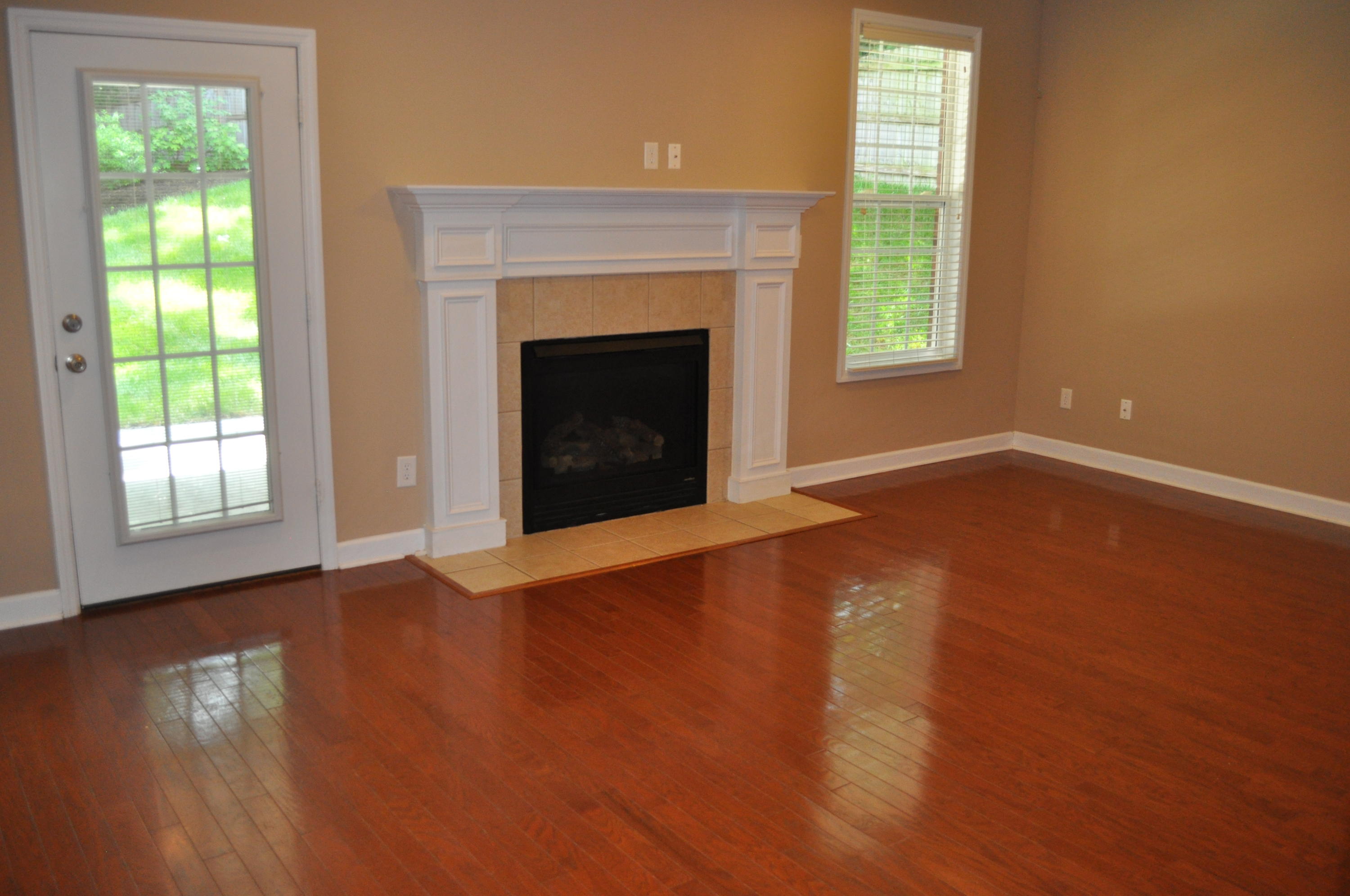 904 Crown Ridge Ln, Powell, TN 37849 - Photo 4 of 25 4 Family Room