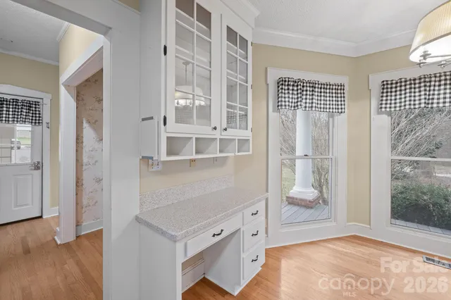 $400,000 | 1223 Creek Side Drive, Conover, NC 28613