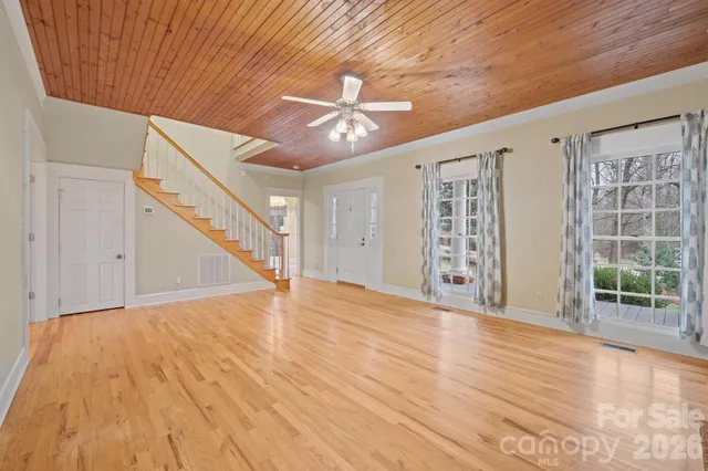 $400,000 | 1223 Creek Side Drive, Conover, NC 28613