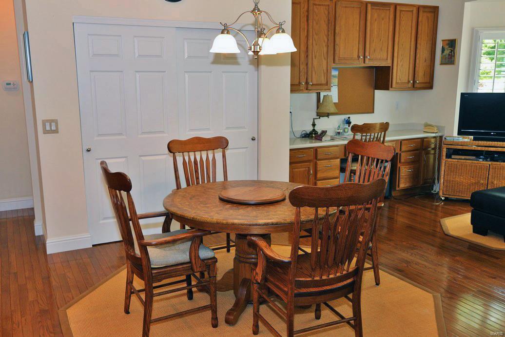 10170 Tanbridge Road St. Louis, MO 63128 - Photo 15 of 51 Gallery Image 15