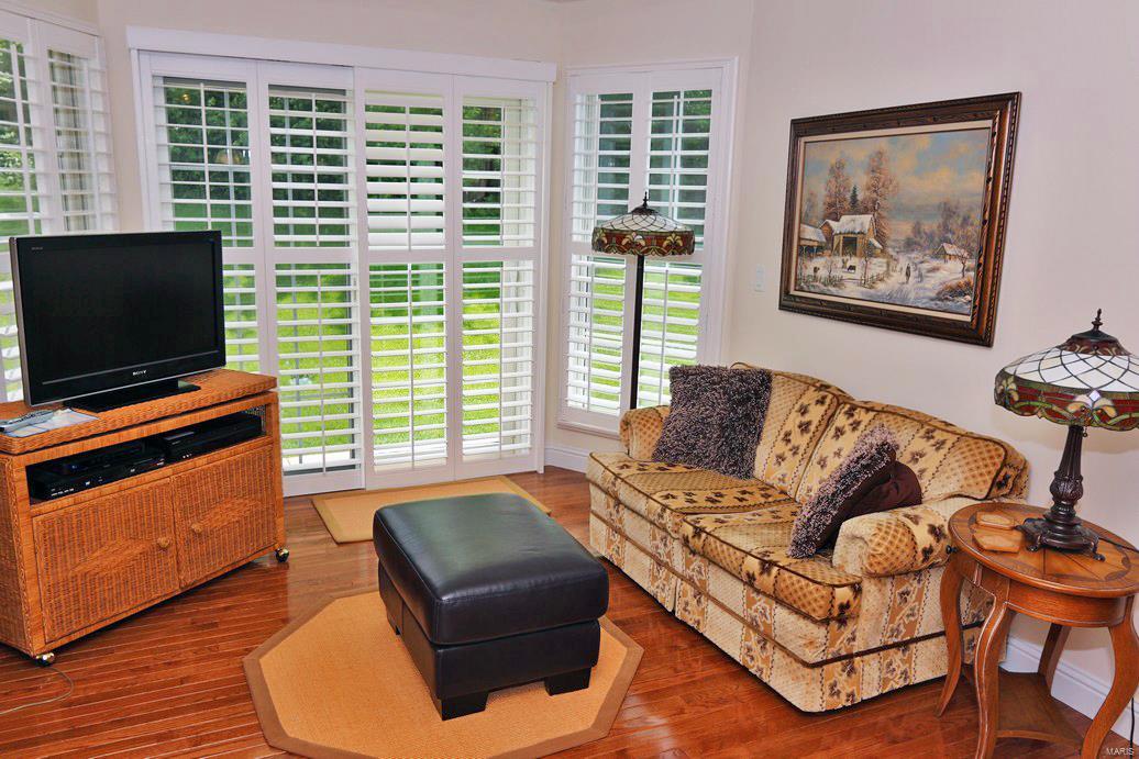 10170 Tanbridge Road St. Louis, MO 63128 - Photo 17 of 51 Gallery Image 17