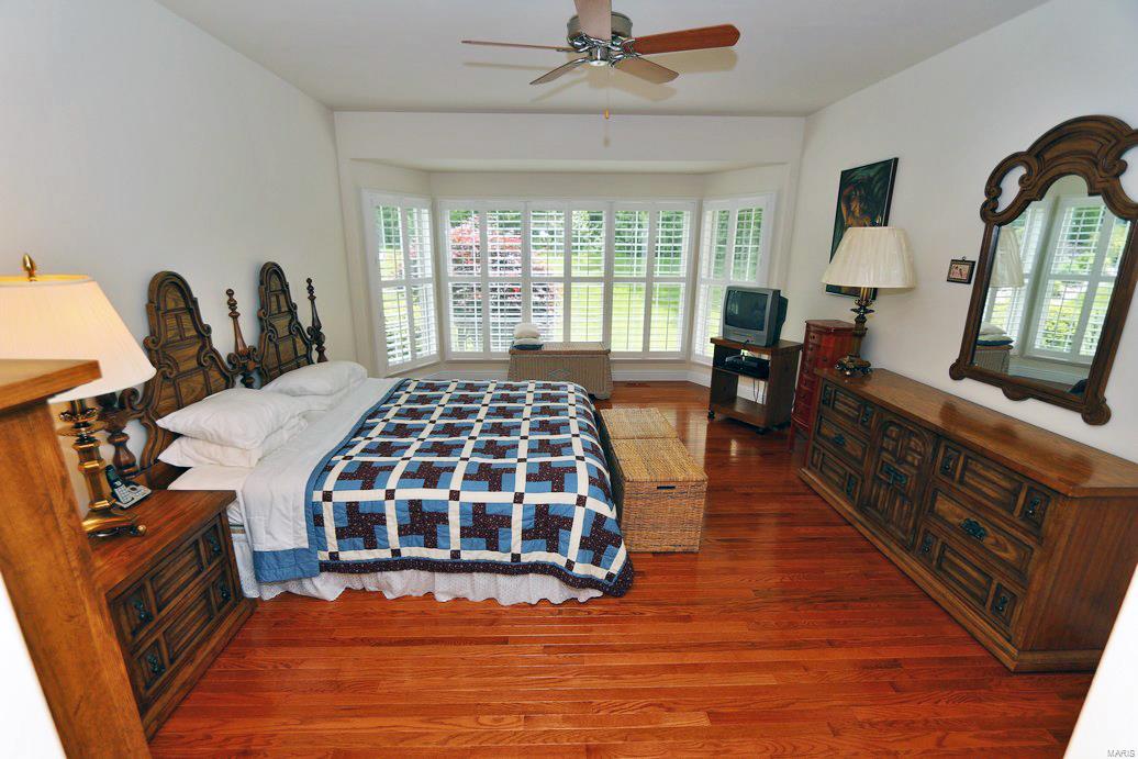 10170 Tanbridge Road St. Louis, MO 63128 - Photo 21 of 51 Gallery Image 21