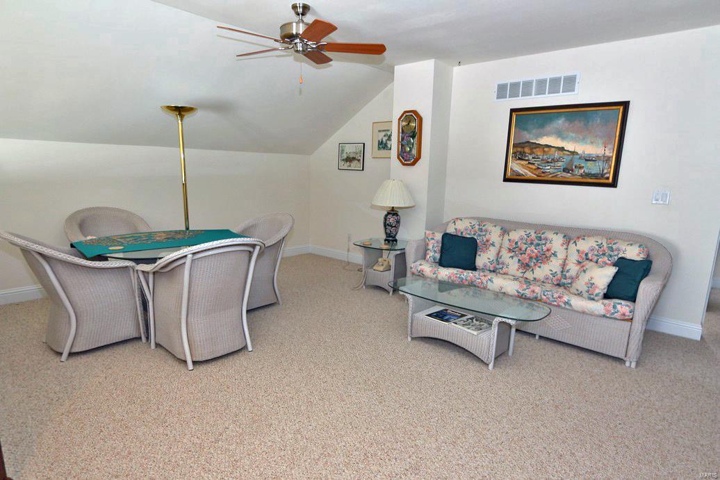 10170 Tanbridge Road St. Louis, MO 63128 - Photo 28 of 51 Gallery Image 28