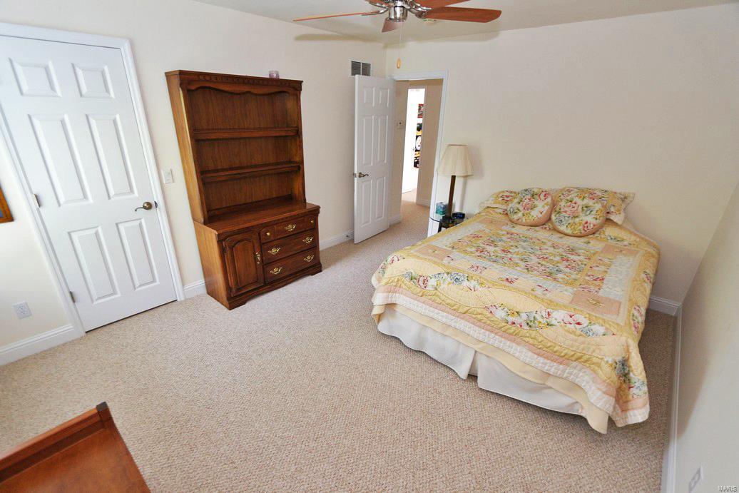 10170 Tanbridge Road St. Louis, MO 63128 - Photo 33 of 51 Gallery Image 33