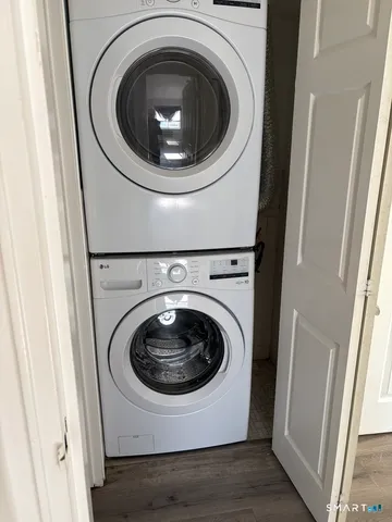 $1,925 | 12 Tuttle Street, Unit 1C, Stamford, CT 06902