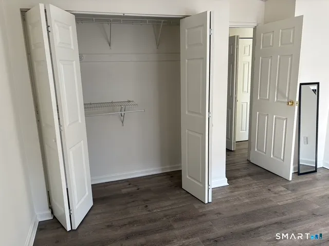 $1,925 | 12 Tuttle Street, Unit 1C, Stamford, CT 06902