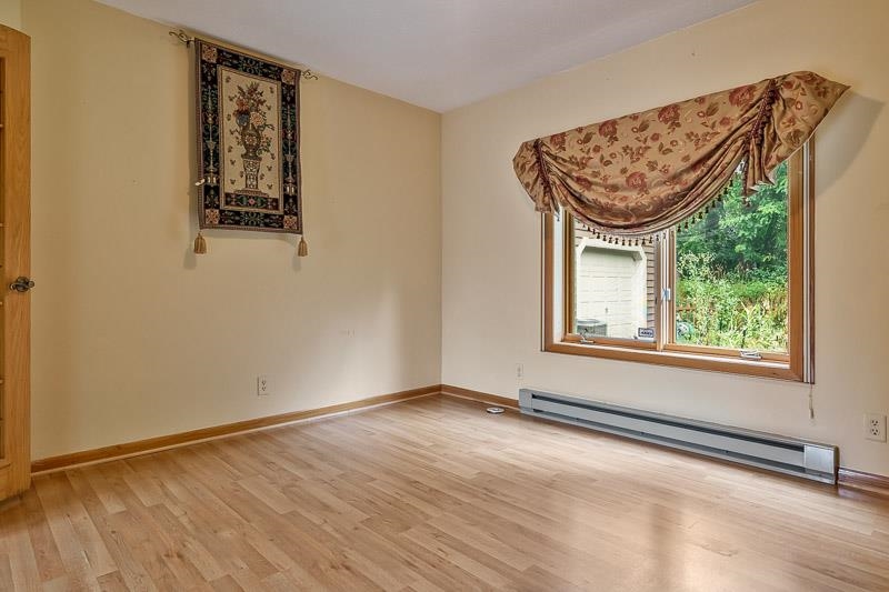 8351 Snaresbrook Road Roscoe, IL 61073 - Photo 39 of 71 Gallery Image 39