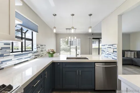 $549,000 | 1059 Shadowridge Drive, Unit 7, Vista, CA 92081