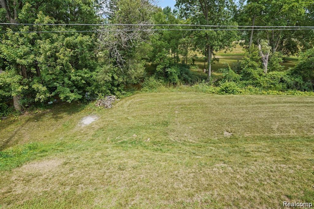 5335 Perry Road Grand Blanc, MI 48439 - Photo 25 of 32