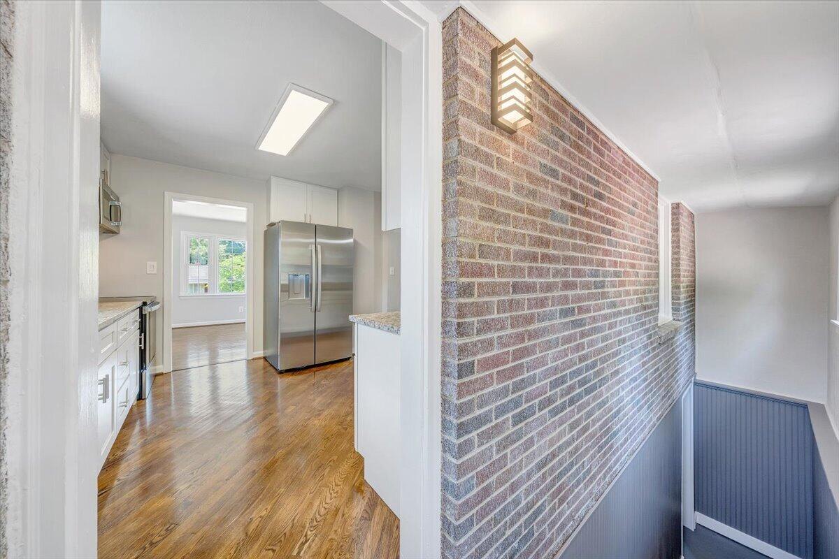1745 Morwanda Street Northwest Salem, VA 24153 - Photo 22 of 61 22-MIB00118
