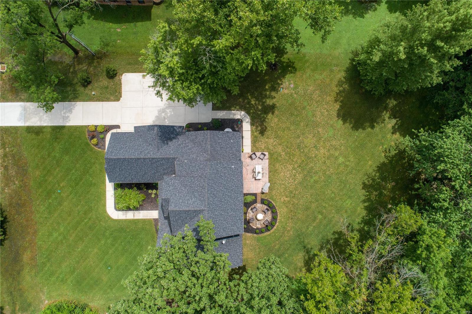 94 Augustine Road Eureka, MO 63025 - Photo 3 of 61 Gallery Image 3