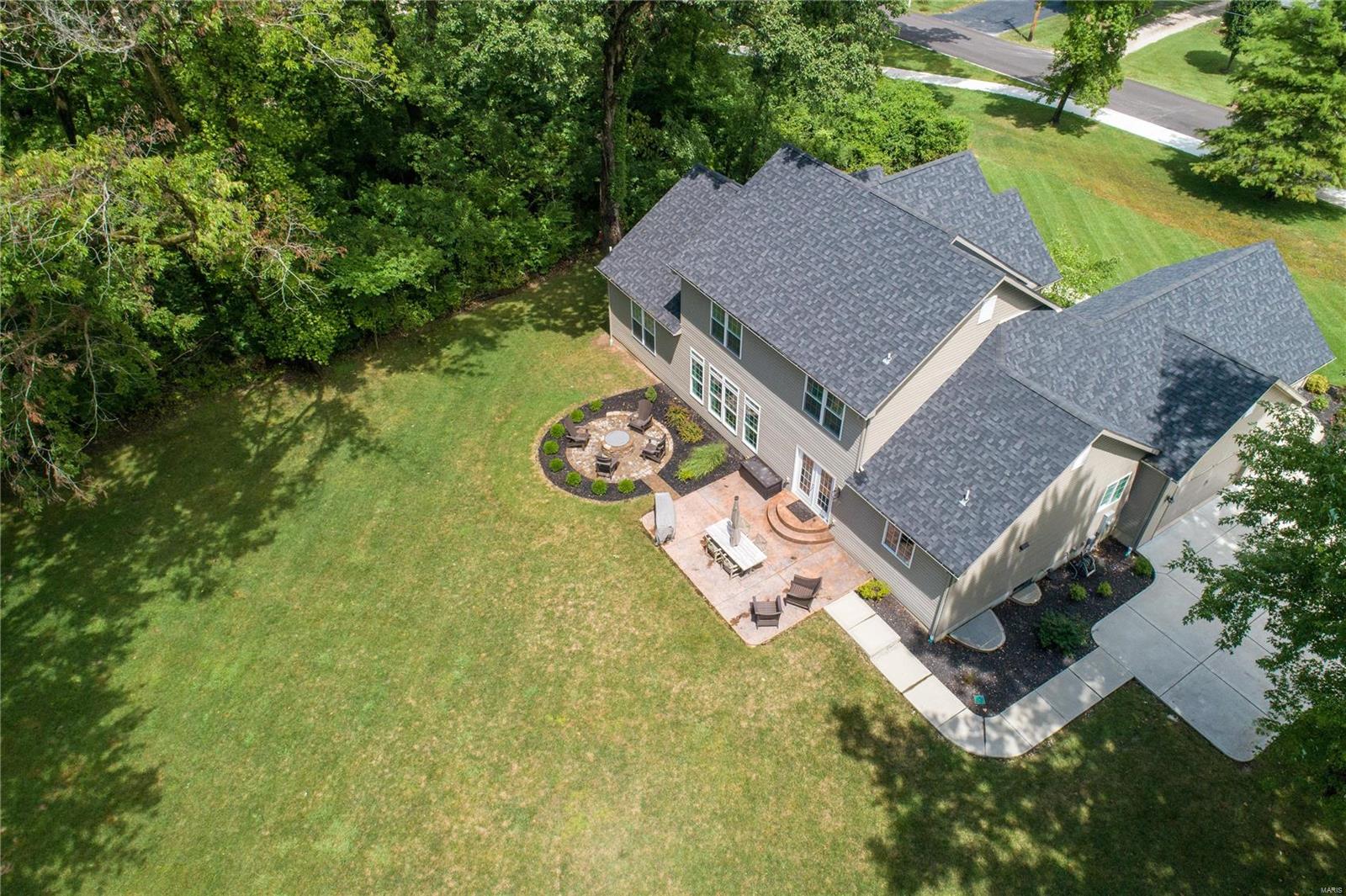 94 Augustine Road Eureka, MO 63025 - Photo 5 of 61 Gallery Image 5