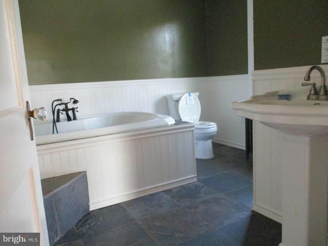 22 Post Road Aberdeen, MD 21001 - Photo 14 of 27 Bath