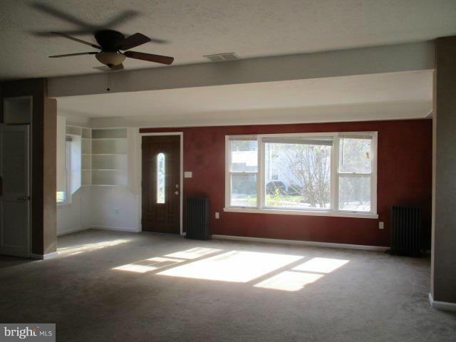 22 Post Road Aberdeen, MD 21001 - Photo 3 of 27 Living Room