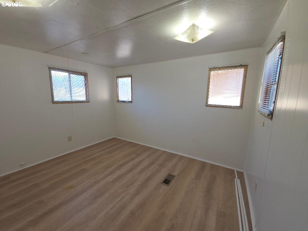 3175 Pacific Loop Coos Bay, OR 97420 - Photo 15 of 18