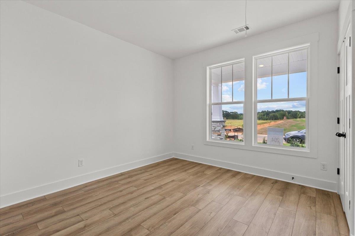 1003 Raphael Drive Moore, SC 29369 - Photo 7 of 28 Gallery Image 7