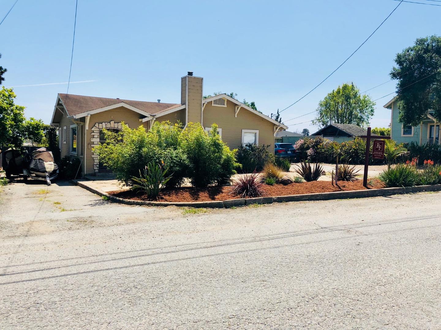 14 Dick Phelps Road Watsonville, CA 95076 - Photo 2 of 6 Gallery Image 2