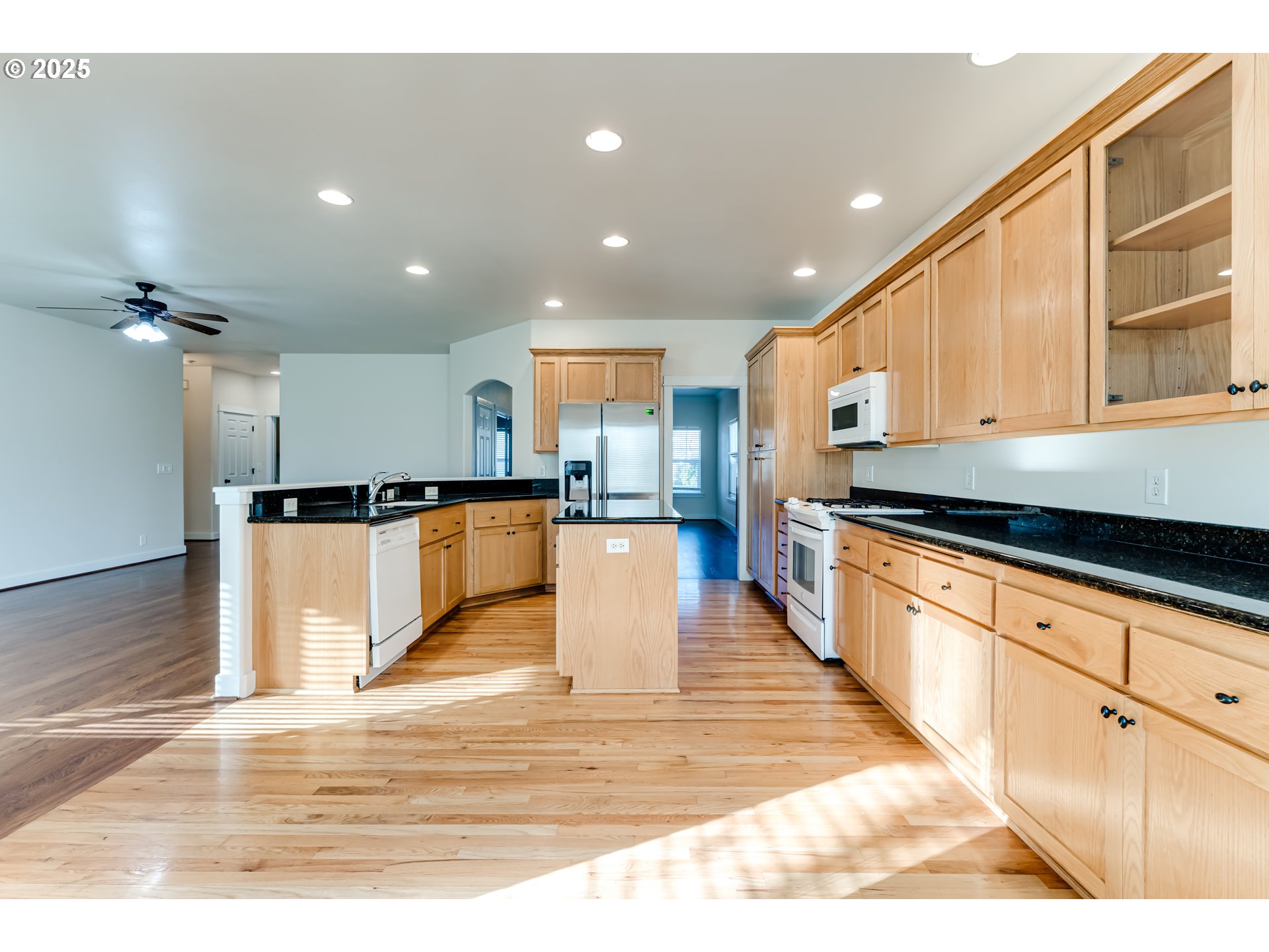 4699 Symphony Drive Eugene, OR 97404 - Photo 9 of 26