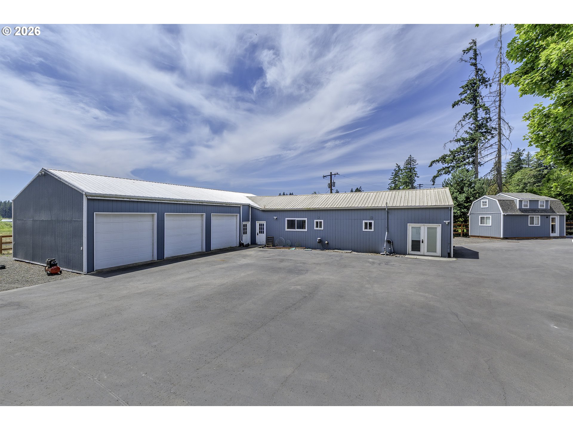12120 Southwest Tonquin Road Sherwood, OR 97140 - Photo 23 of 36