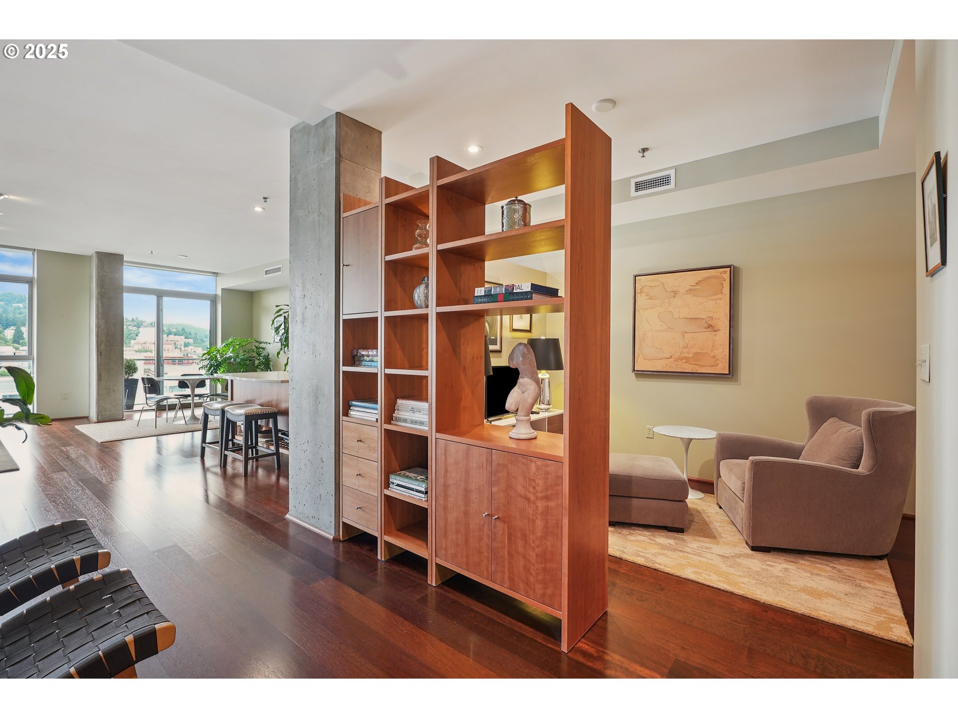 1221 Southwest 10th Avenue, Unit 1110 Portland, OR 97205 - Photo 3 of 28