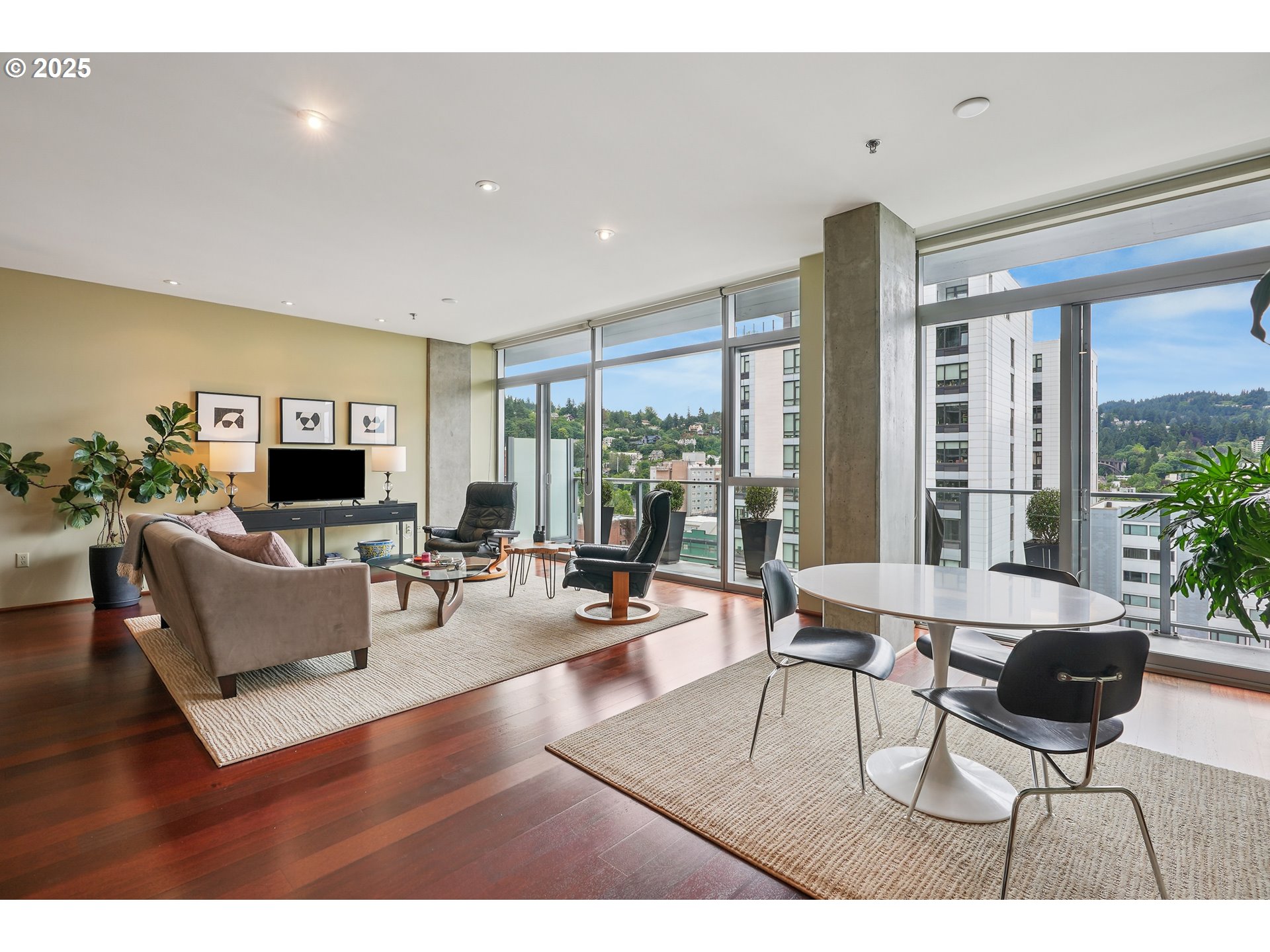 1221 Southwest 10th Avenue, Unit 1110 Portland, OR 97205 - Photo 8 of 28