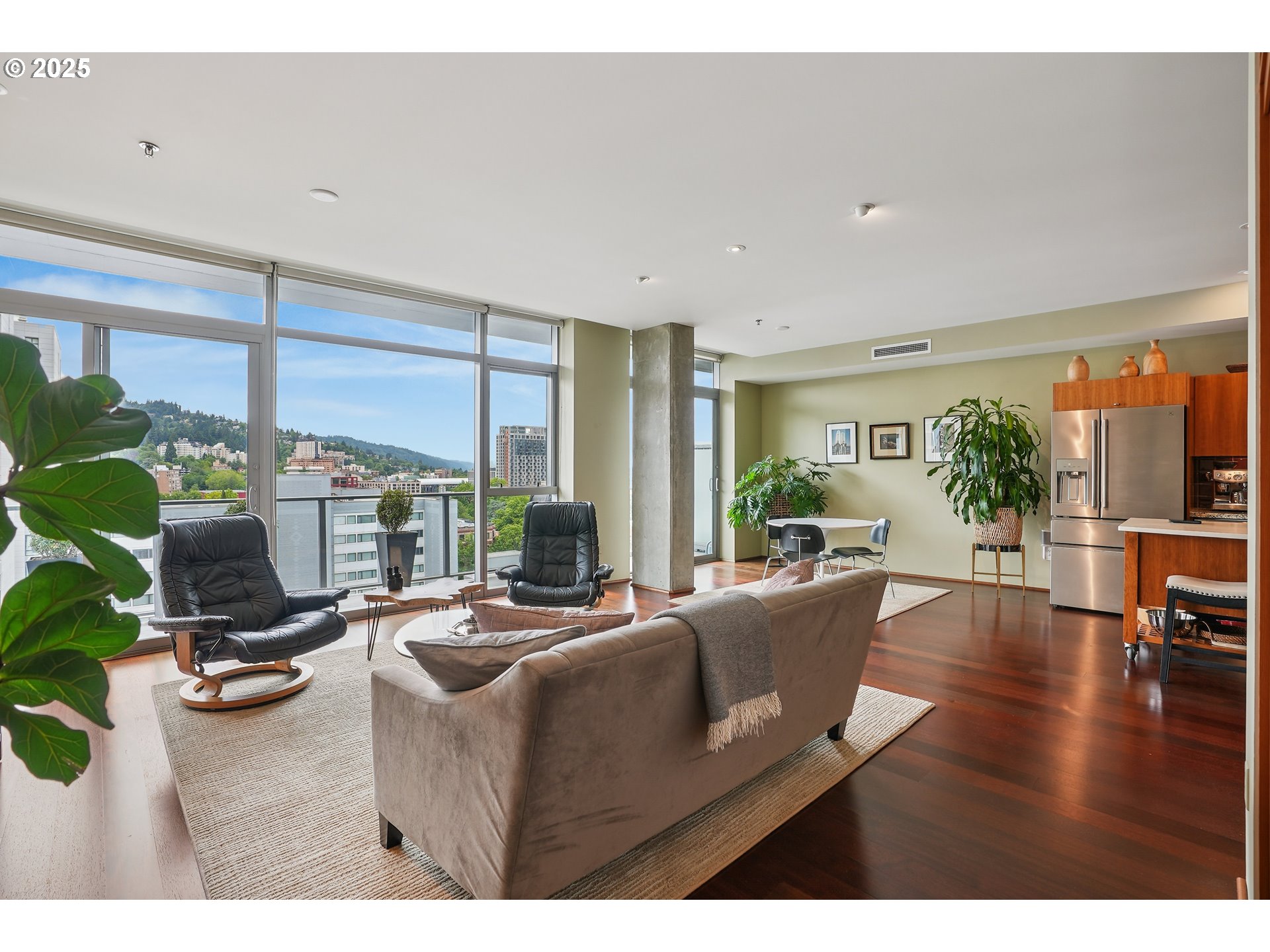 1221 Southwest 10th Avenue, Unit 1110 Portland, OR 97205 - Photo 9 of 28