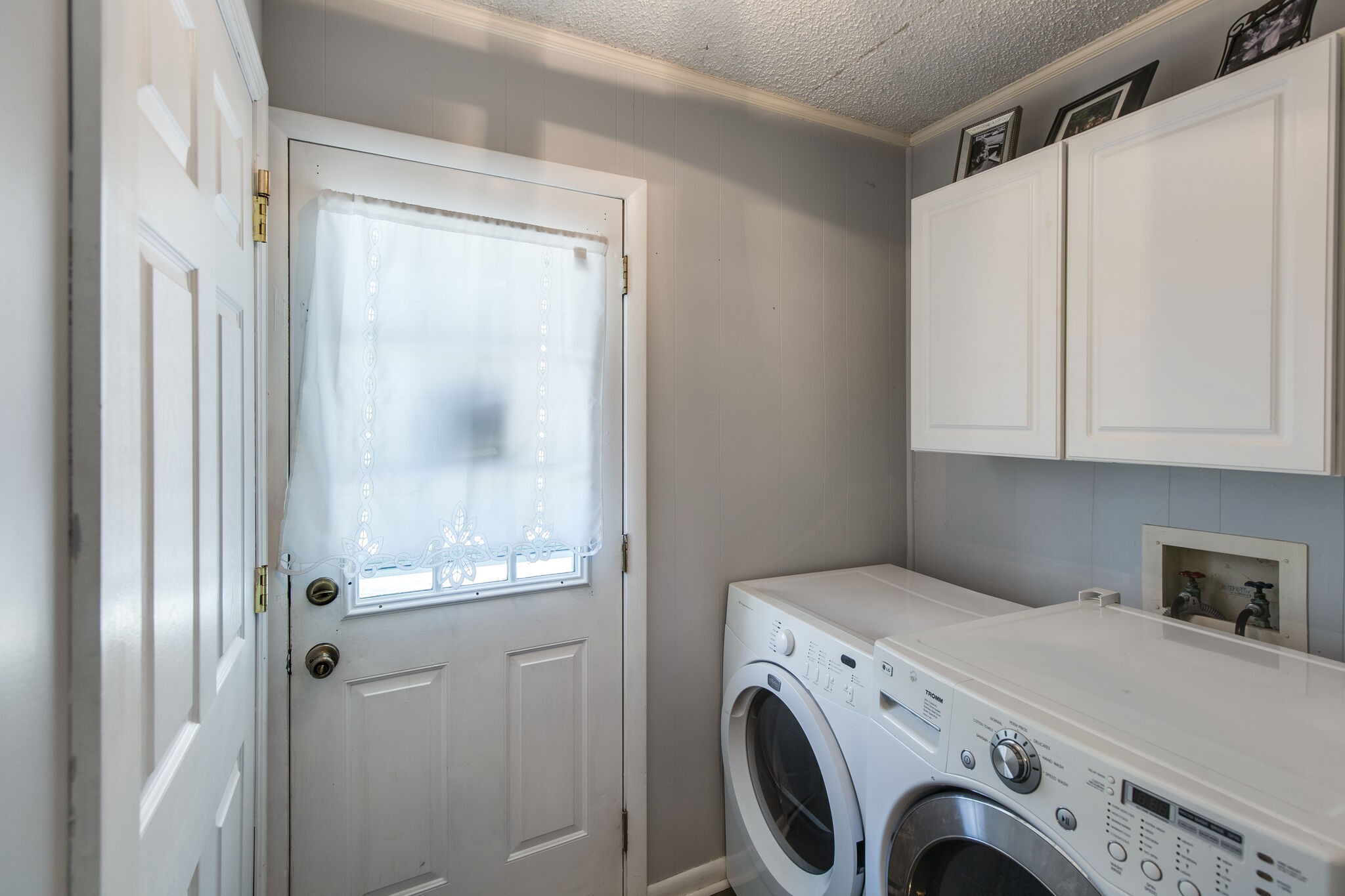 7813 Chester Road Fairview, TN 37062 - Photo 16 of 23 a utility room with dryer and washer