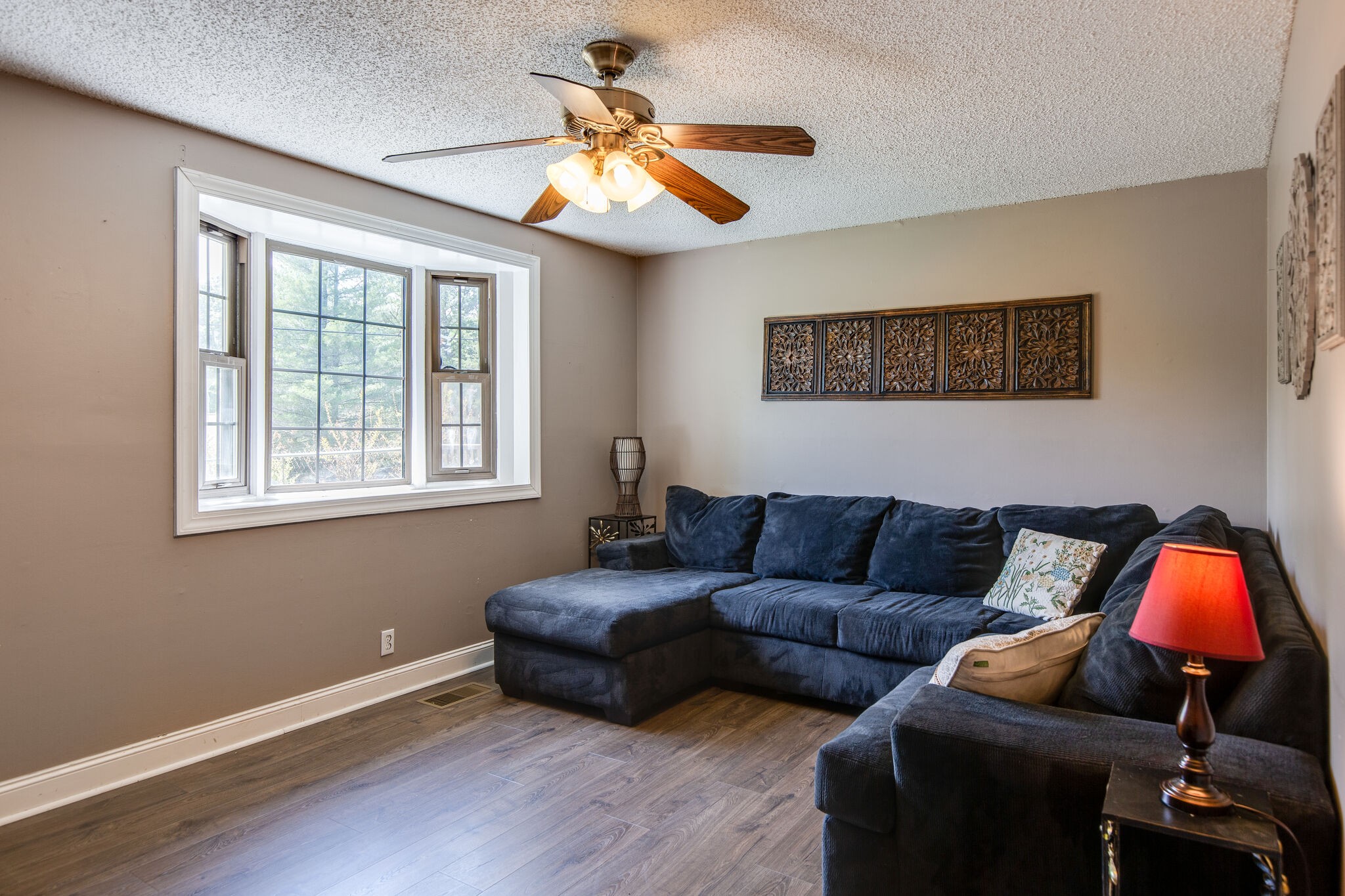 7813 Chester Road Fairview, TN 37062 - Photo 5 of 23 a living room with furniture and a window