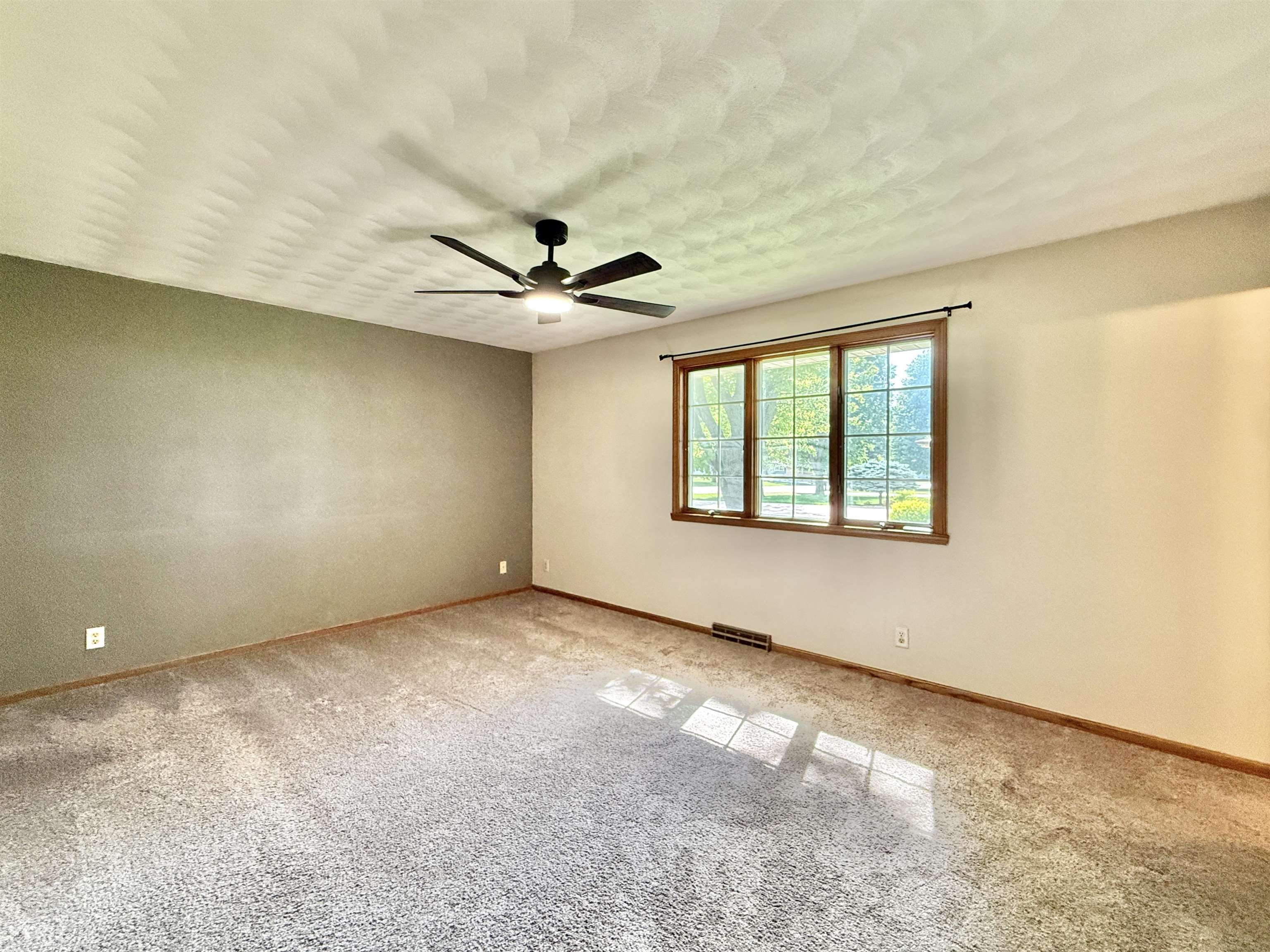 2450 South Lathers Road Beloit, WI 53511 - Photo 20 of 40