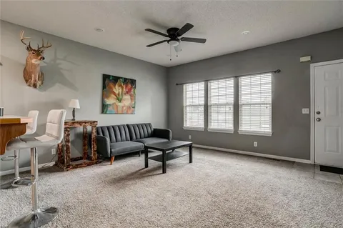 $314,900 | 22615 West 76th Terrace, Shawnee, KS 66227