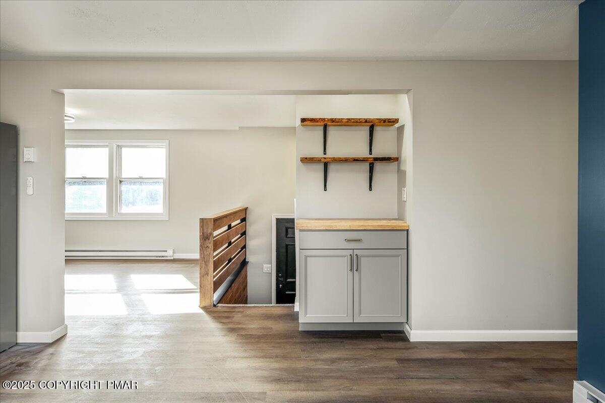 199 Winding Way Albrightsville, PA 18210 - Photo 11 of 34 15-HomeView_Media-199_Winding_Way-#15