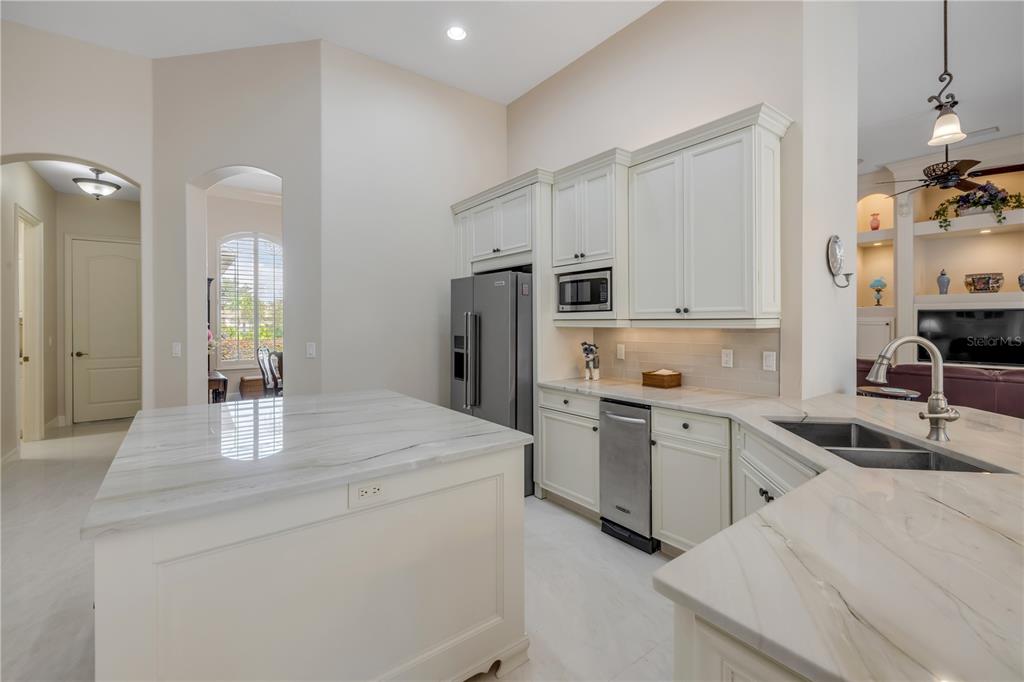 181 Hawkcrest Court DeBary, FL 32713 - Photo 18 of 47