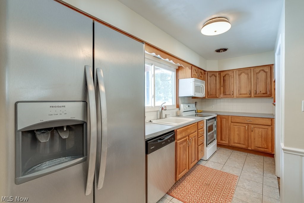3121 Harriet Road Silver Lake, OH 44224 - Photo 14 of 34 Gallery Image 14