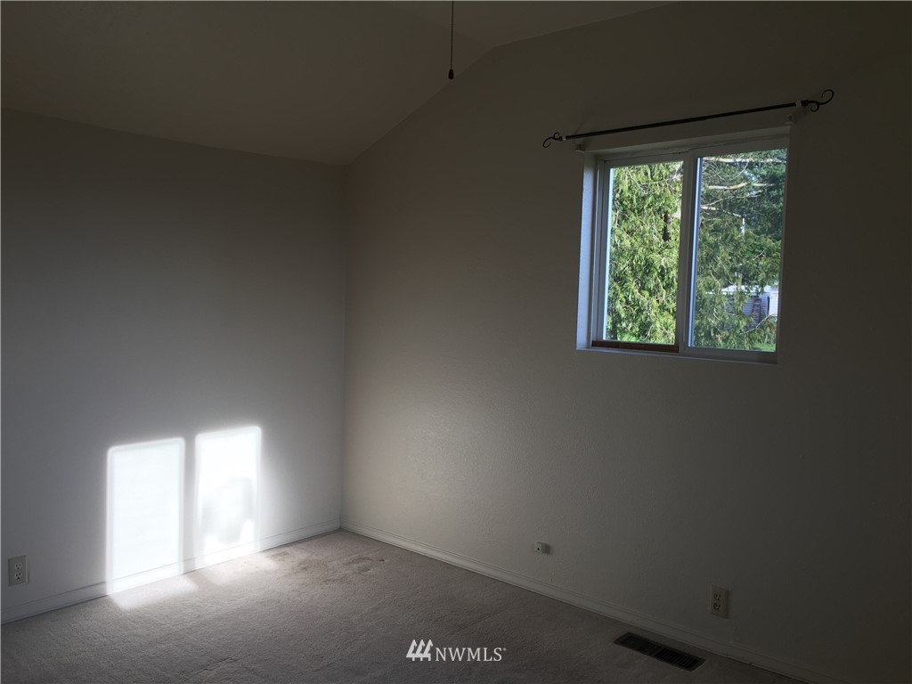 1516 West Badger Road Custer, WA 98240 - Photo 11 of 17
