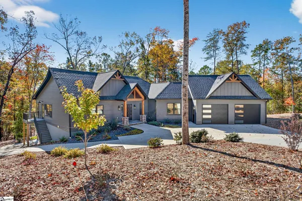 $990,000 | 709 Keowee Bay Circle, Salem, SC 29676