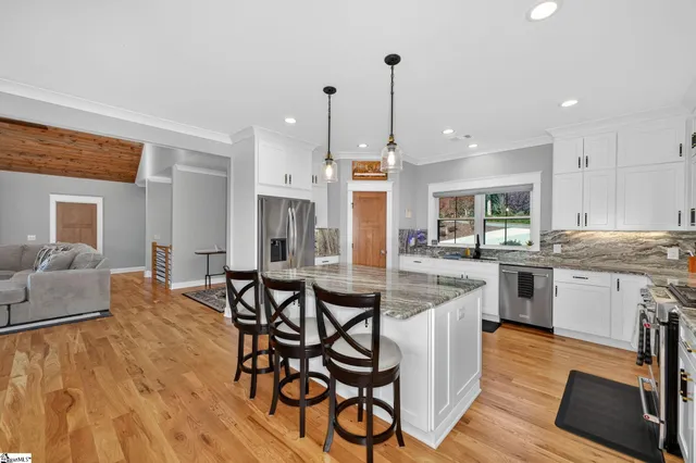 $990,000 | 709 Keowee Bay Circle, Salem, SC 29676