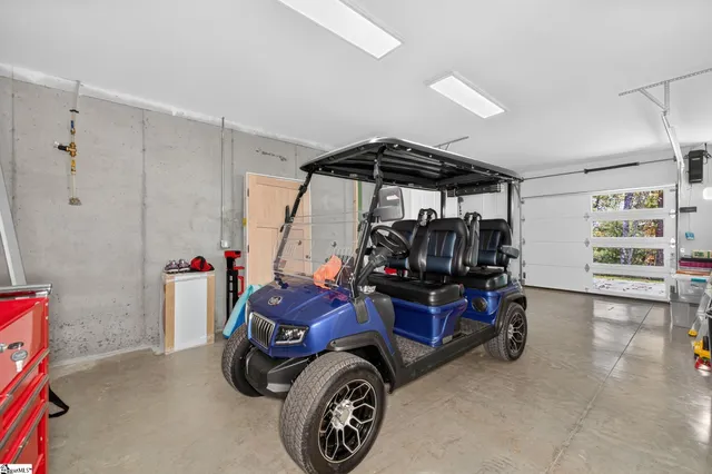 $990,000 | 709 Keowee Bay Circle, Salem, SC 29676