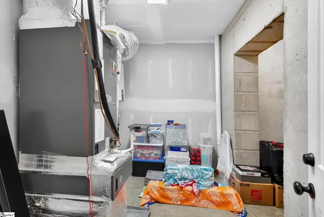 $990,000 | 709 Keowee Bay Circle, Salem, SC 29676