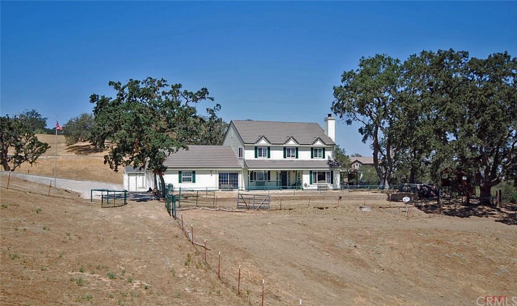 One owner home on ~3 acres in 3-F Meadows....views and privacy!