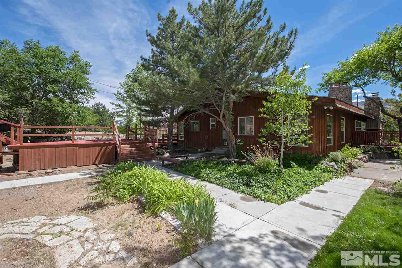 15871 Rocky Vista Road Reno, NV 89521 - Photo 32 of 33 a view of a garden with pathway