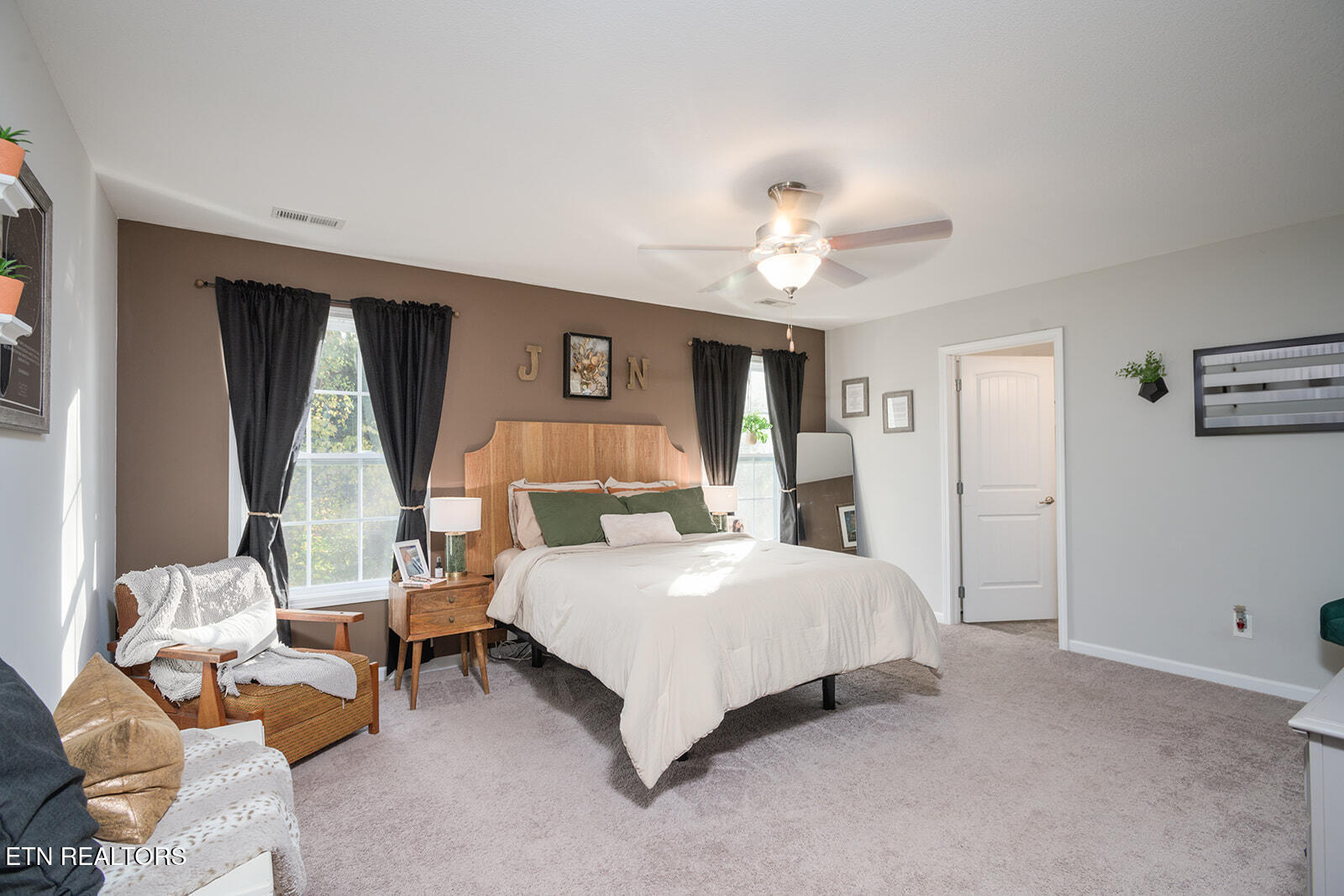 7474 Ladd Road Powell, TN 37849 - Photo 14 of 29 Primary Bedroom