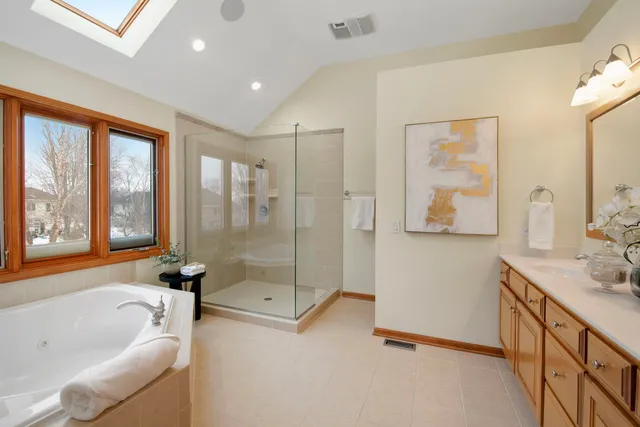 $739,000 | 733 Wind Energy Pass, Batavia, IL 60510