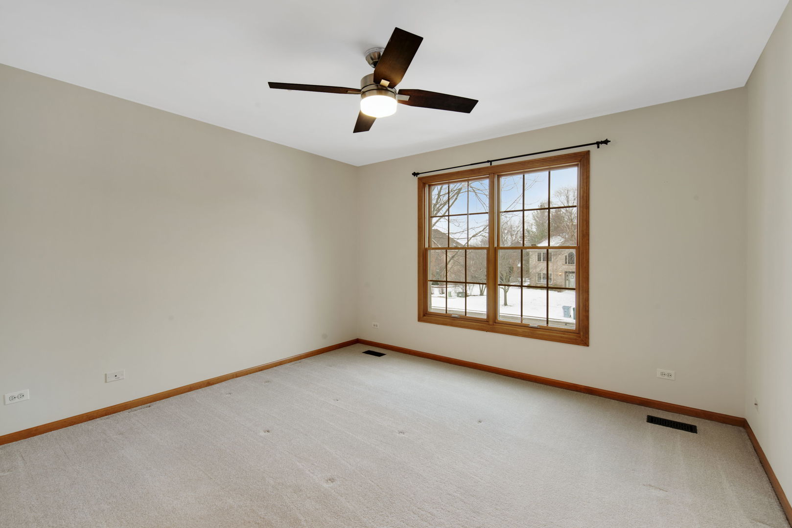 733 Wind Energy Pass Batavia, IL 60510 - Photo 16 of 27