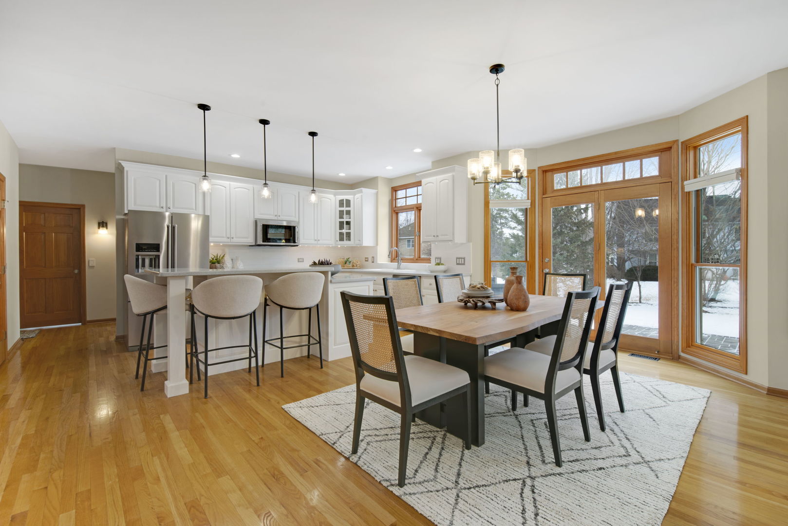 733 Wind Energy Pass Batavia, IL 60510 - Photo 7 of 27