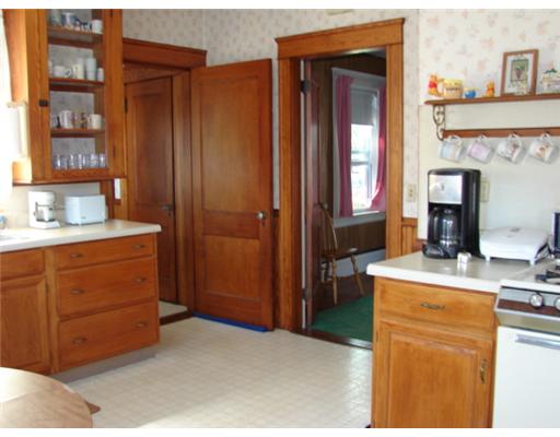 88 Rounds Avenue Providence, RI 02907 - Photo 8 of 12 Kitchen.